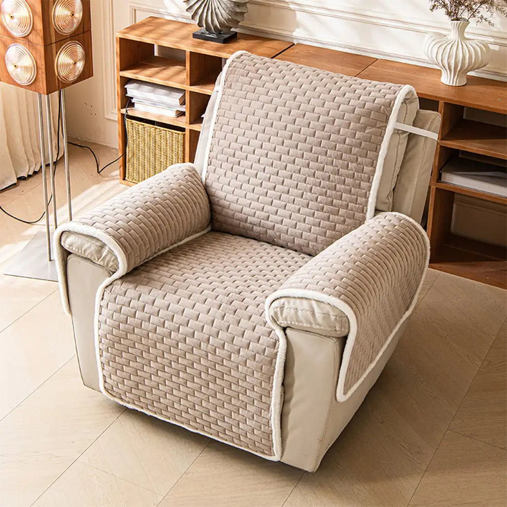 One-Piece Plush Scratch-Resistant Large Couch Covers with Elastic Straps